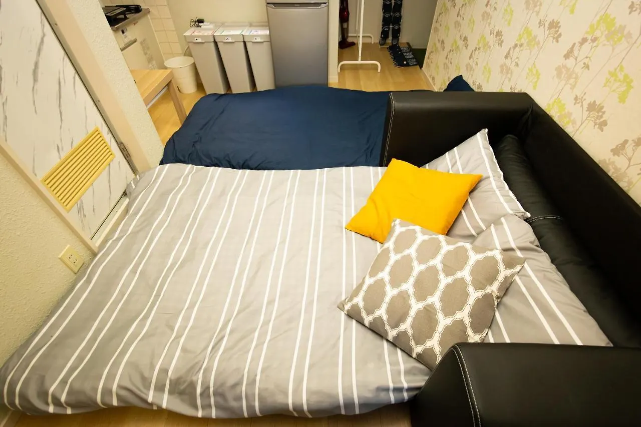 Bari Romane Building Tokio Apartament